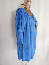 Load image into Gallery viewer, Cold Shoulder Royal Blue Top