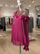 Load image into Gallery viewer, Fuchsia Frill Shoulder Top