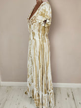 Load image into Gallery viewer, Beatrice Beige And White Maxi Dress