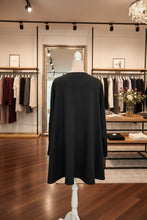 Load image into Gallery viewer, Black Sequin Long Sleeved Top