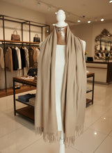 Load image into Gallery viewer, Soft Camel Fringed Scarf