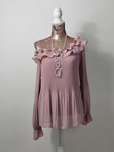 Pink Frill Shoulder Tip