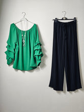 Load image into Gallery viewer, Emerald Green Ruched Sleeve Blouse
