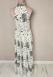 Bianca White And Black Maxi Dress