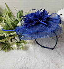 Load image into Gallery viewer, Royal Blue Fascinator
