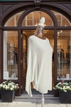 Load image into Gallery viewer, Batwing Cream Soft Knit Jumper
