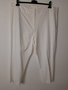 Cream  X Branded 3/4 Trouser 18