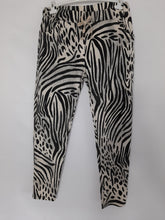 Load image into Gallery viewer, Animal Magic Pants 14/18
