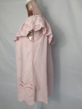 Load image into Gallery viewer, Baby Pink On Or Off The Shoulder Top
