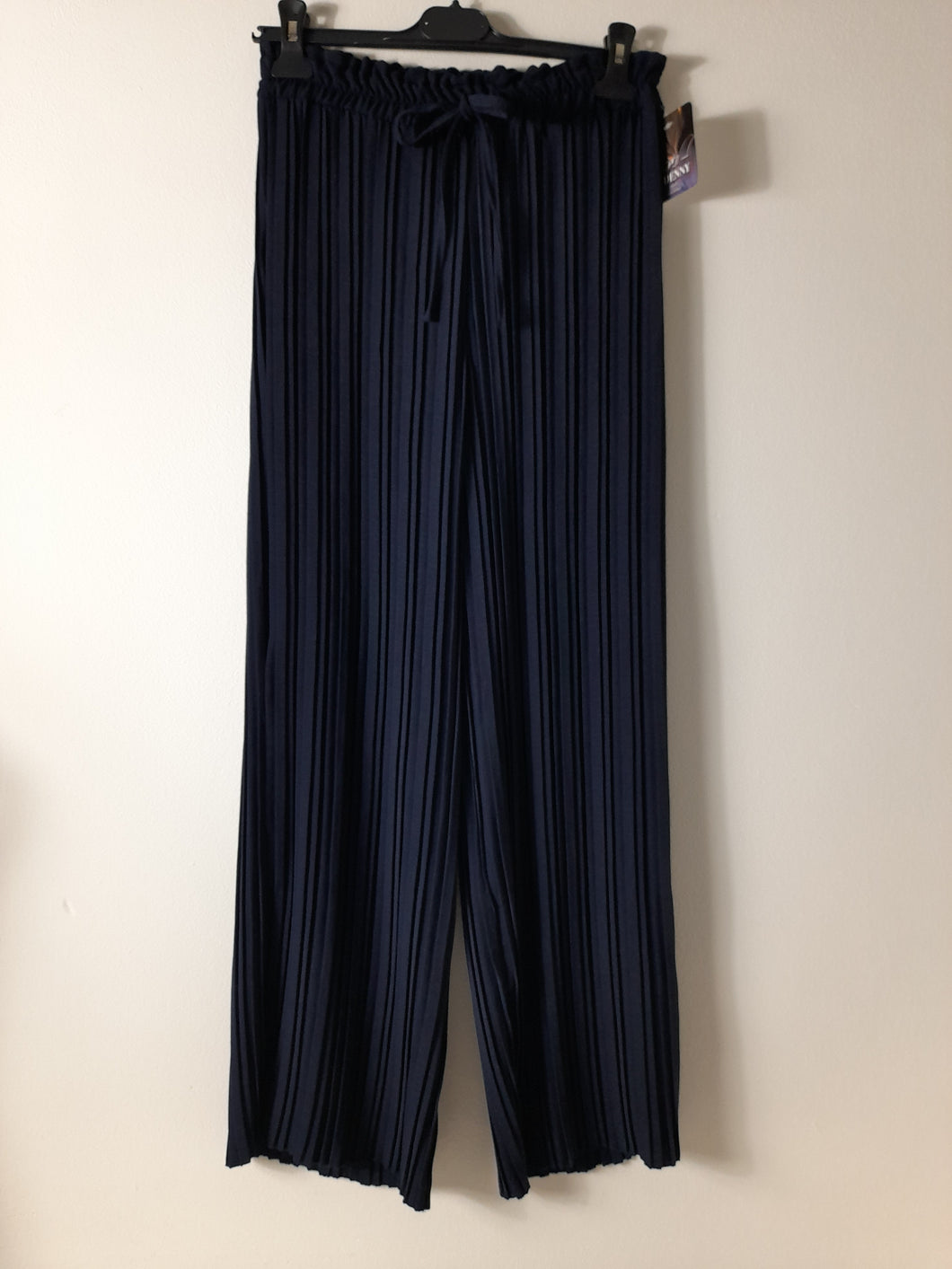 Black Pleated Trouser